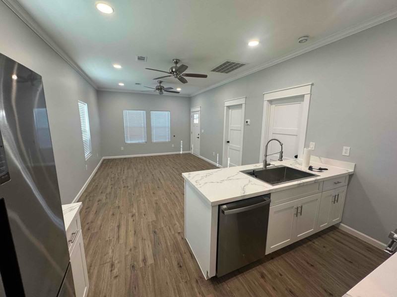 7808 Ford St #A - Photo 3 of 20