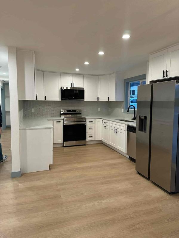 6251 S 129th St #B - Photo 3 of 6