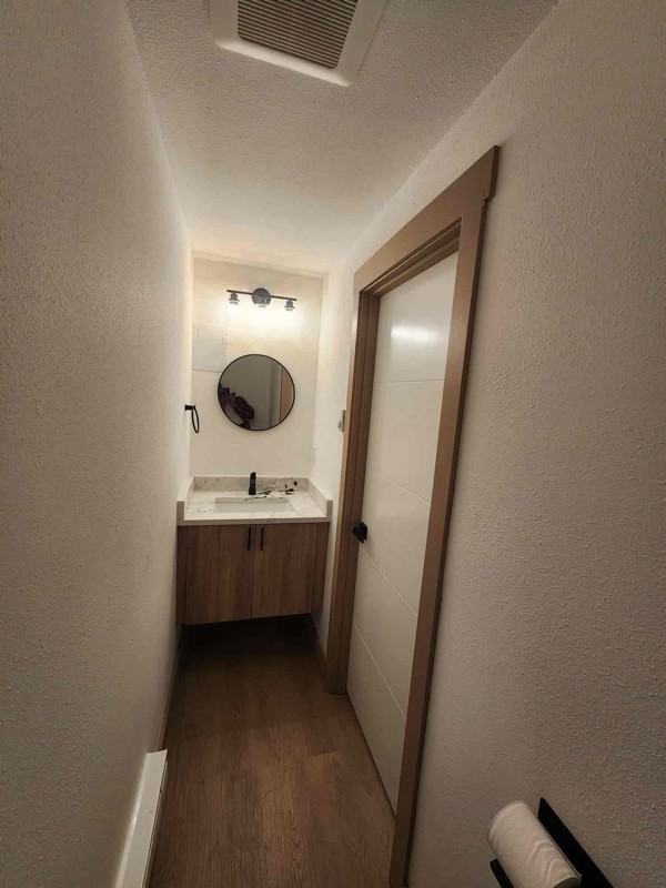 6251 S 129th St #B - Photo 4 of 6