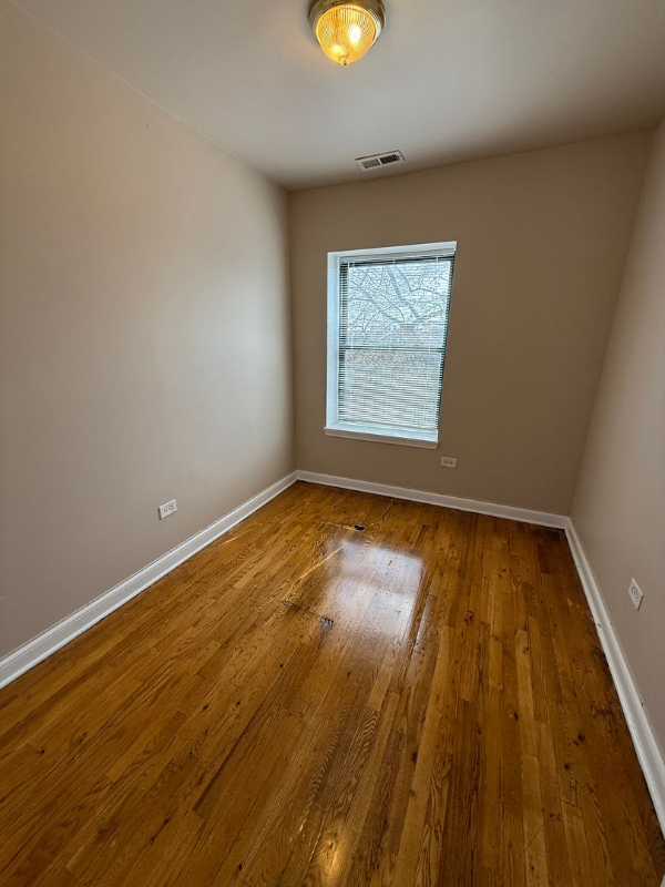 4834 W Adams St #302 - Photo 5 of 14