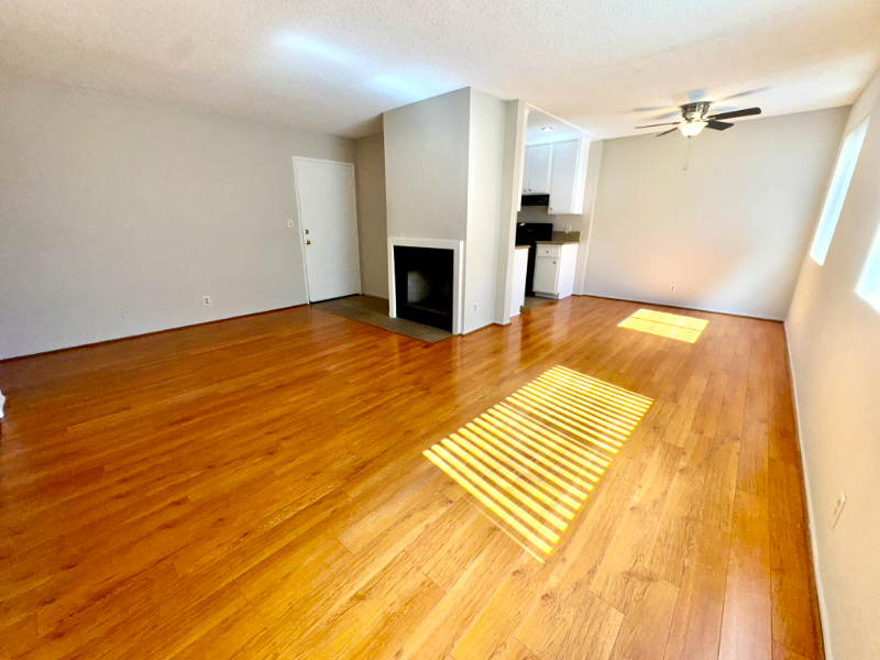 430 E San Jose Ave #F - Photo 4 of 14