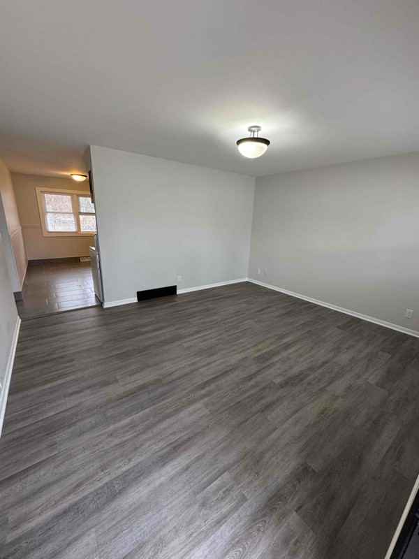 5601 Walker Ave - Photo 3 of 9