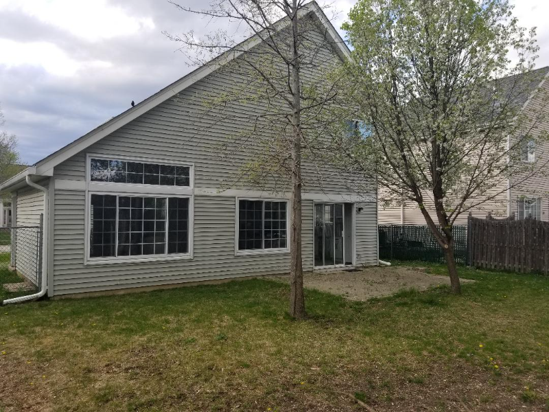 4 Manchester Ct - Photo 2 of 13