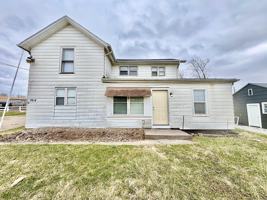 featured image of 5614 S Main St