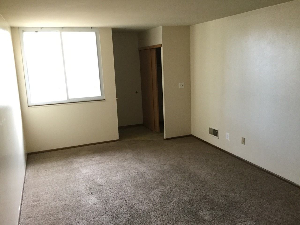 8911-B N 95th St - Photo 7 of 10