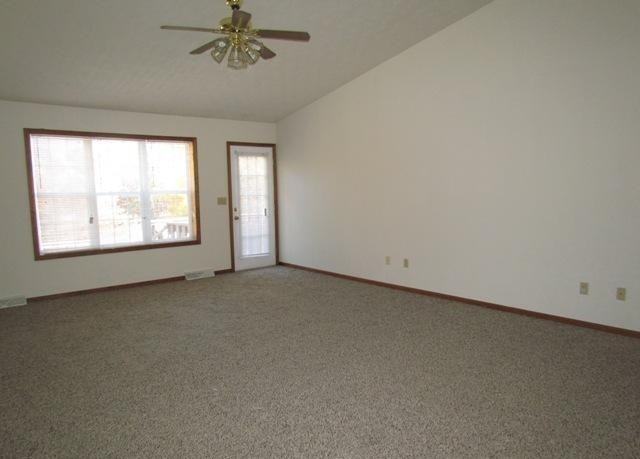 20400 Henry Ln - Photo 2 of 22