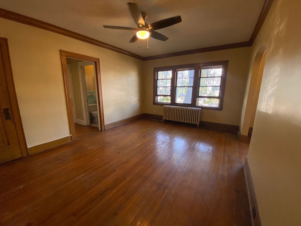 3200 Garfield Avenue South - Photo 2 of 11