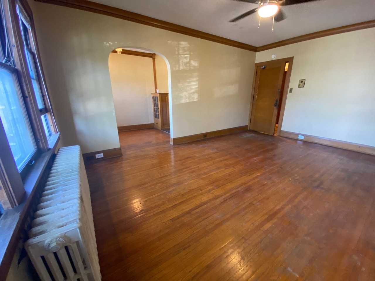 3200 Garfield Avenue South - Photo 4 of 11