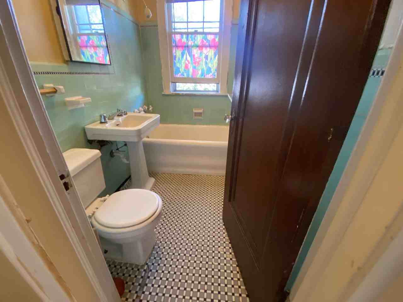 3200 Garfield Avenue South - Photo 5 of 11