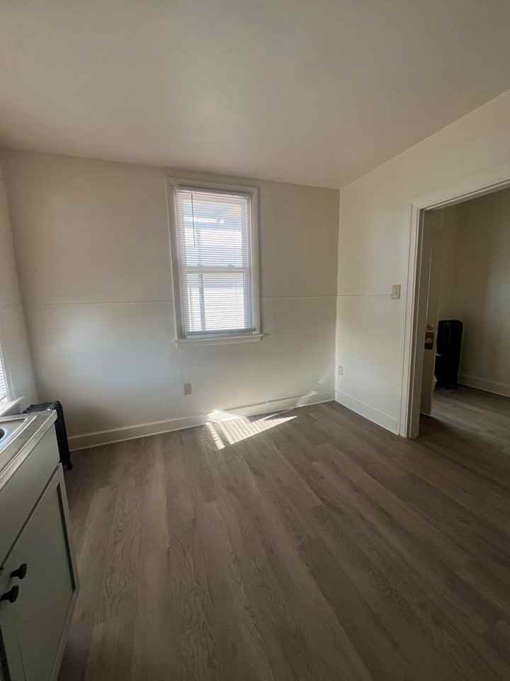 730 Pennsylvania Ave - Photo 3 of 13