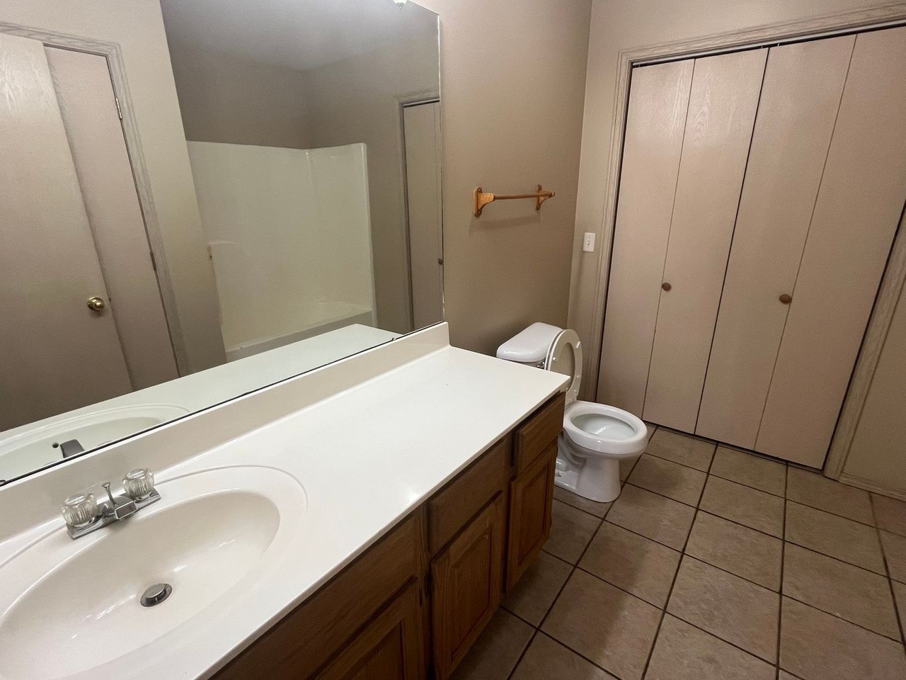 1106 S Ithaca Ave - Photo 6 of 13