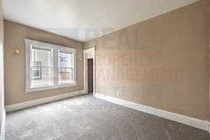 featured image of 121 Logan St