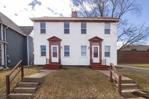 featured image of 223 W Trail St