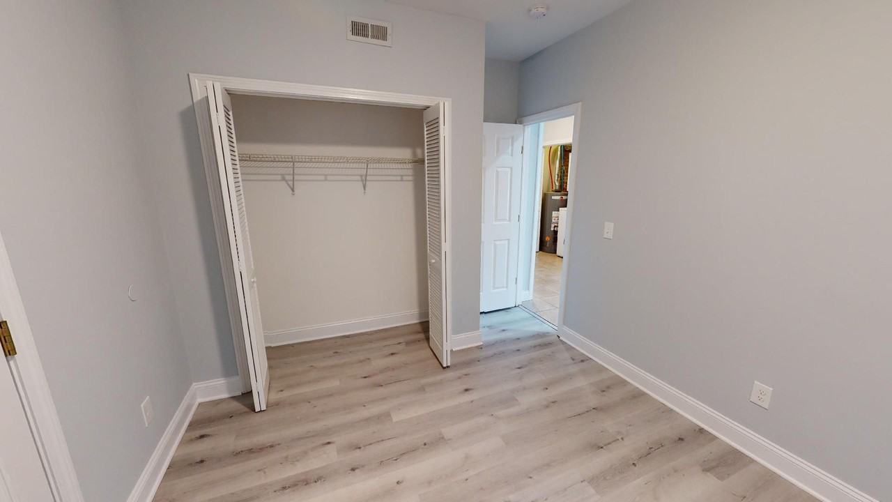 209-219 Howe Avenue - Photo 5 of 25