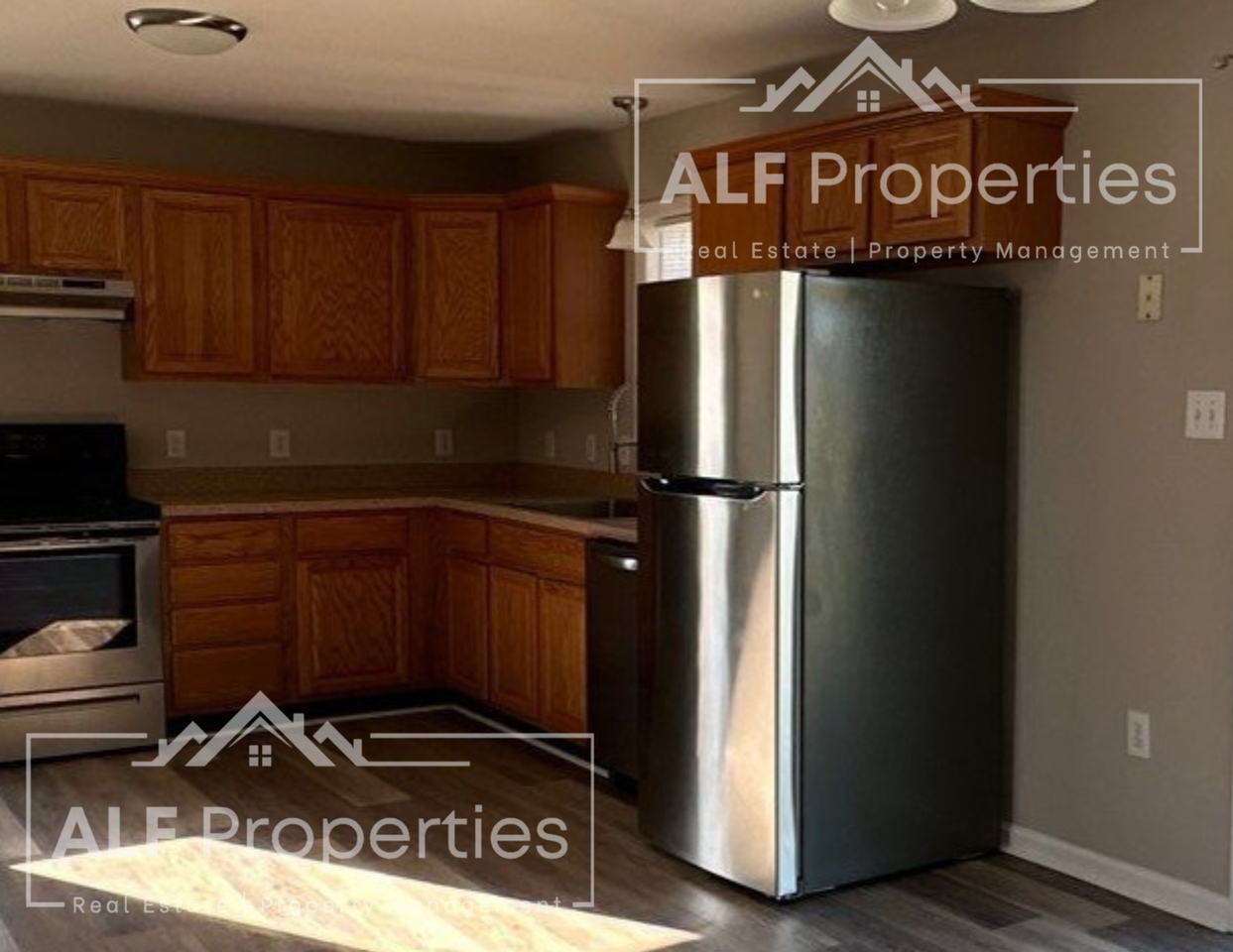 1003 Ridgeway Warrenton Rd - Photo 3 of 15