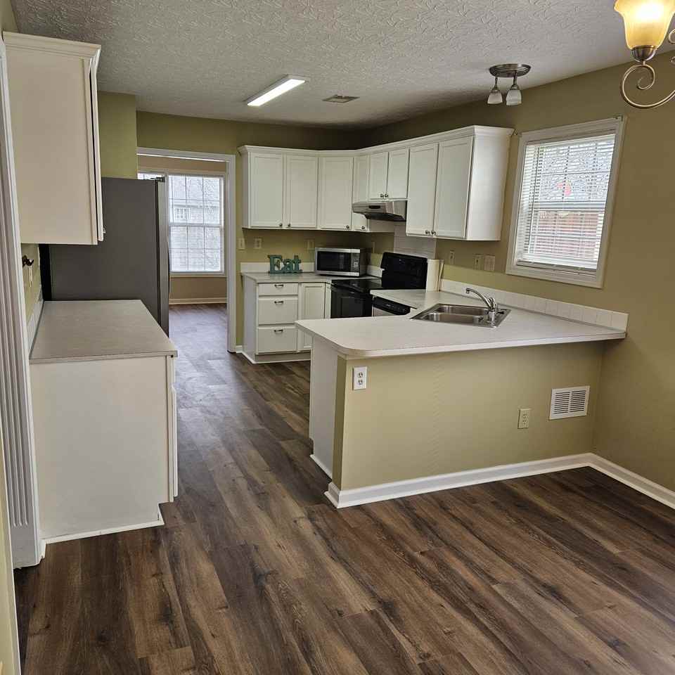 453 Skyview Ln #NA - Photo 3 of 13