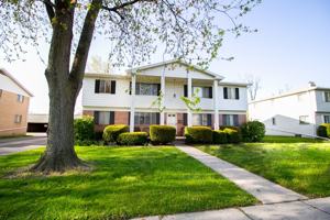 featured image of 2962 Carskaddon Ave #1