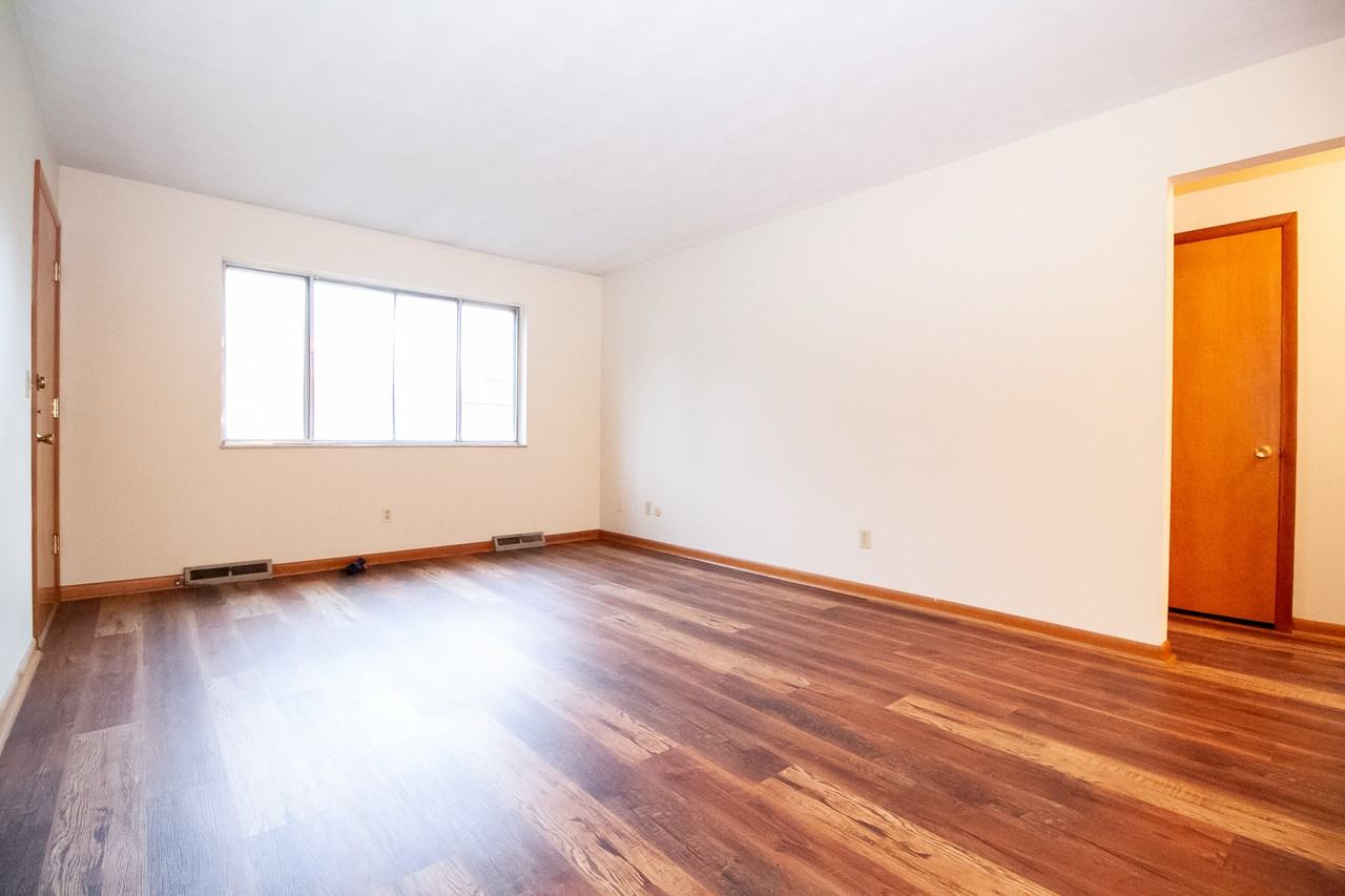 2962 Carskaddon Ave #1 - Photo 3 of 17