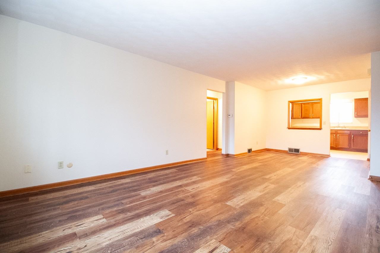 2962 Carskaddon Ave #1 - Photo 5 of 17