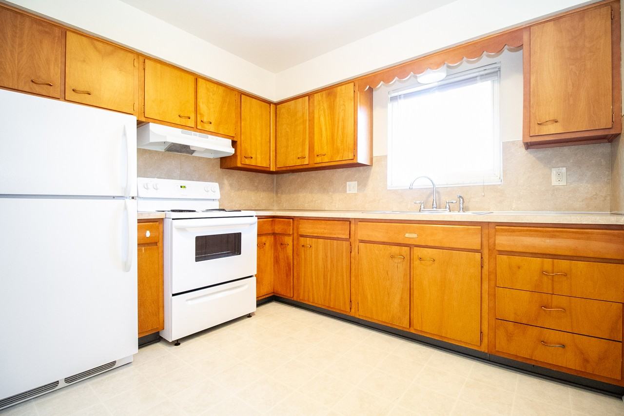 2962 Carskaddon Ave #1 - Photo 6 of 17