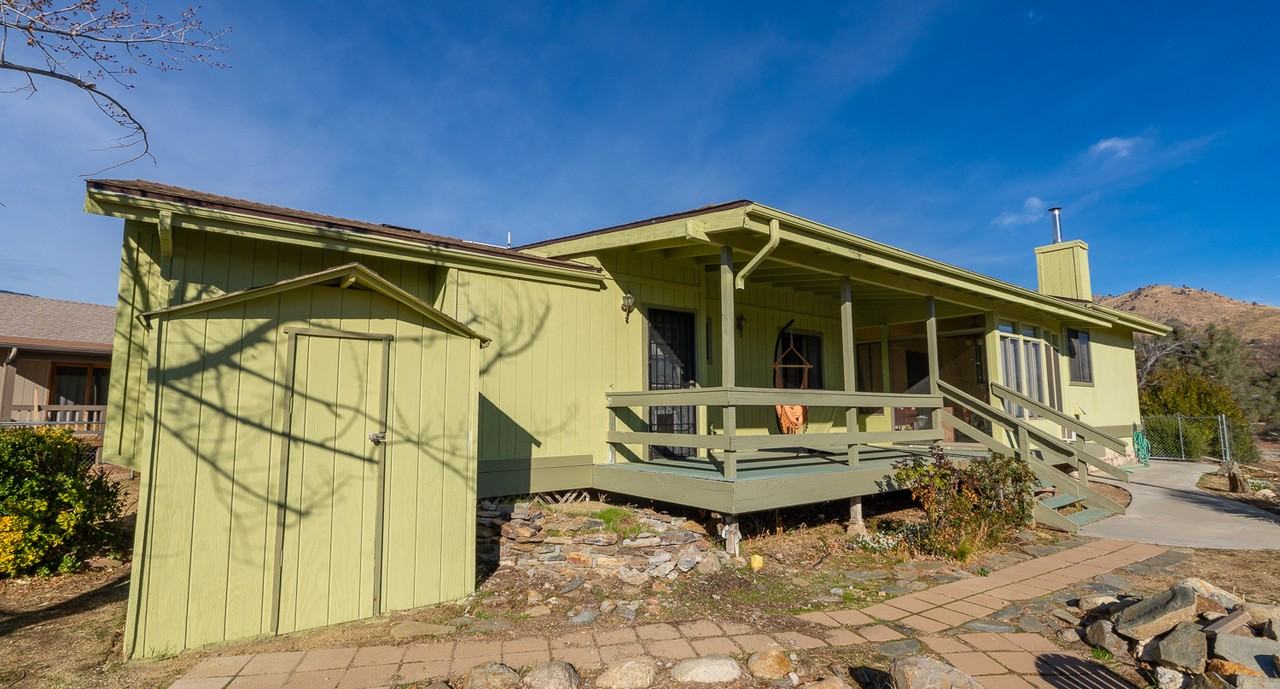 124 Lakeshore Dr #NA - Photo 2 of 41