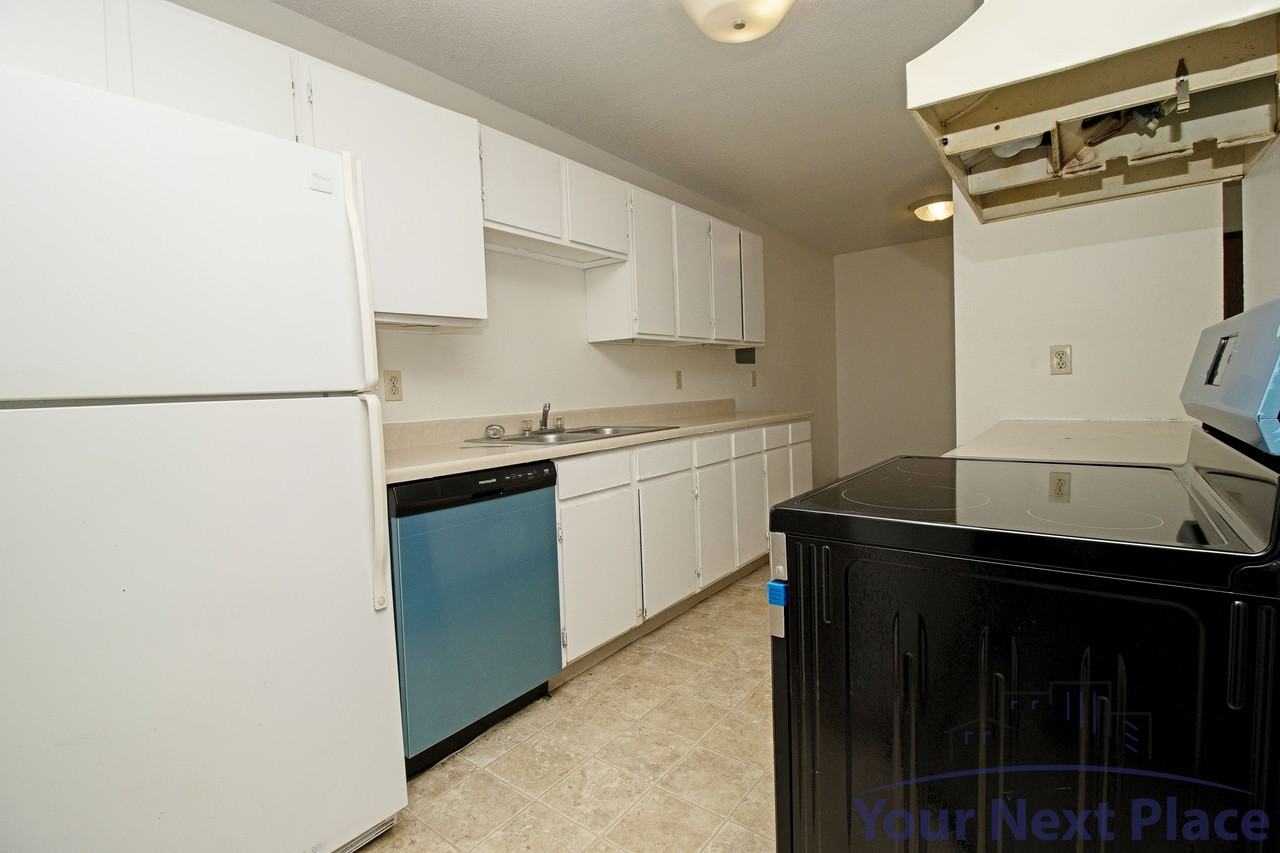 800 11th Street South #206 - Photo 5 of 22