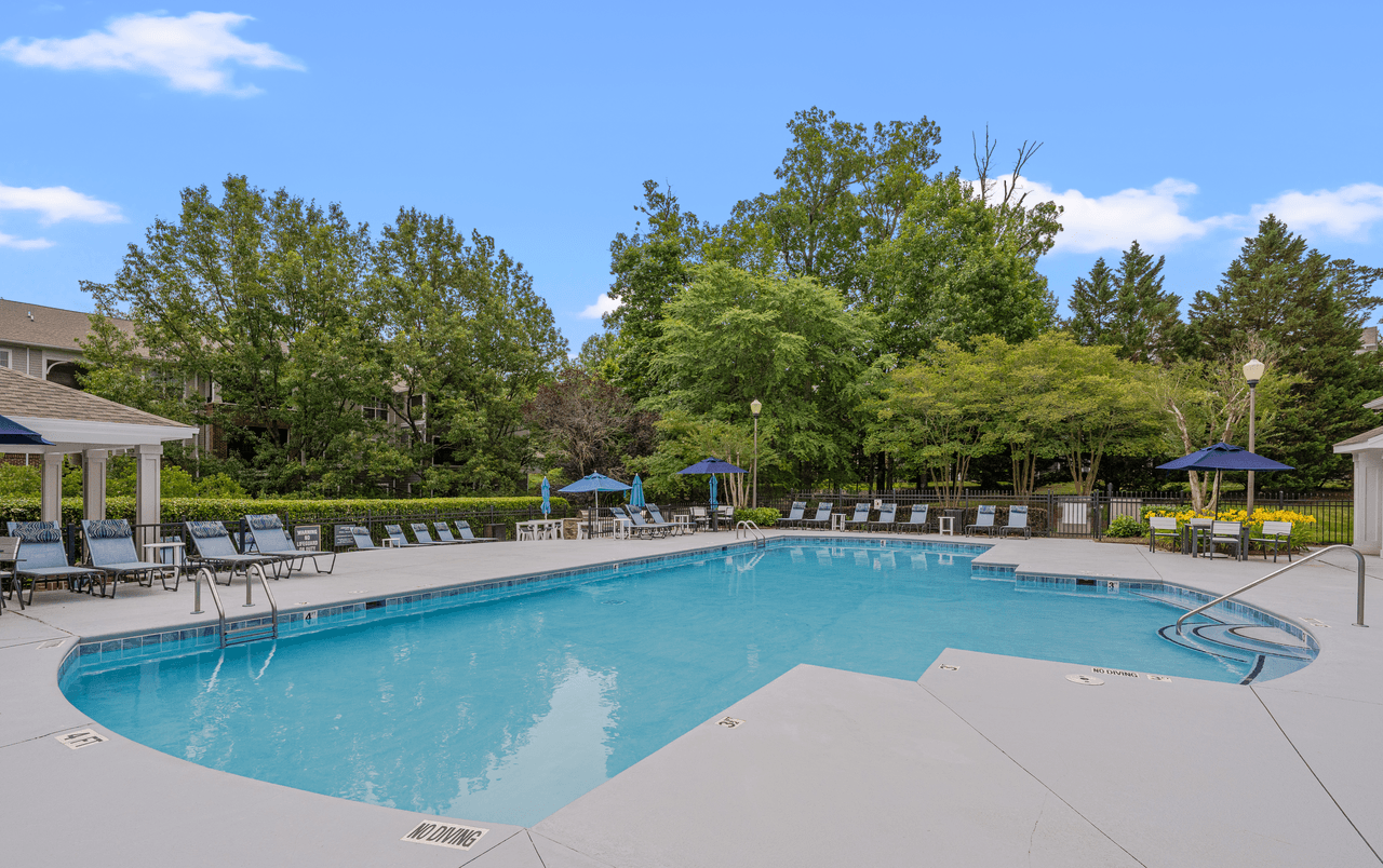 Weston Reserve Apartments - Photo 3 of 50