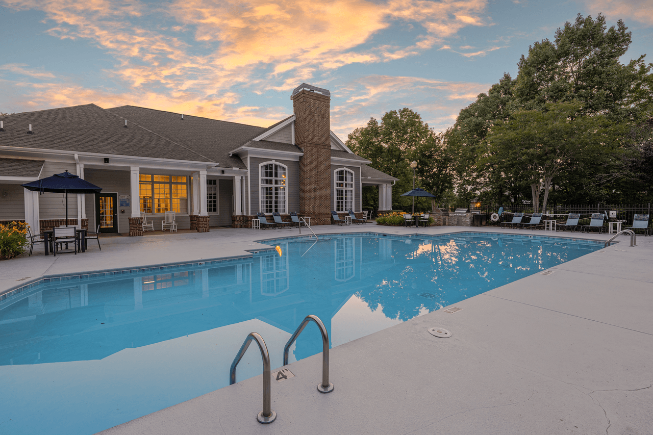 Weston Reserve Apartments - Photo 5 of 50