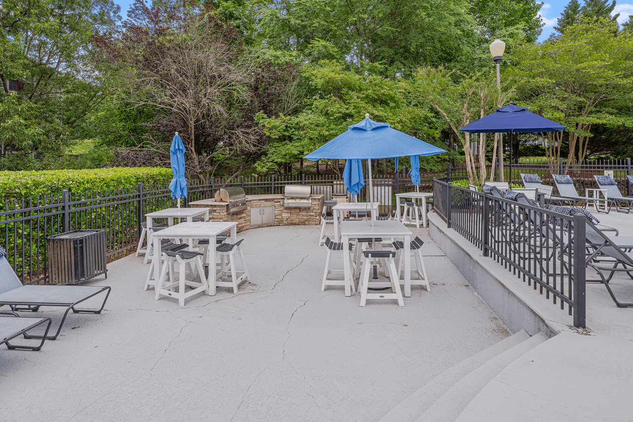 Weston Reserve Apartments - Photo 7 of 50