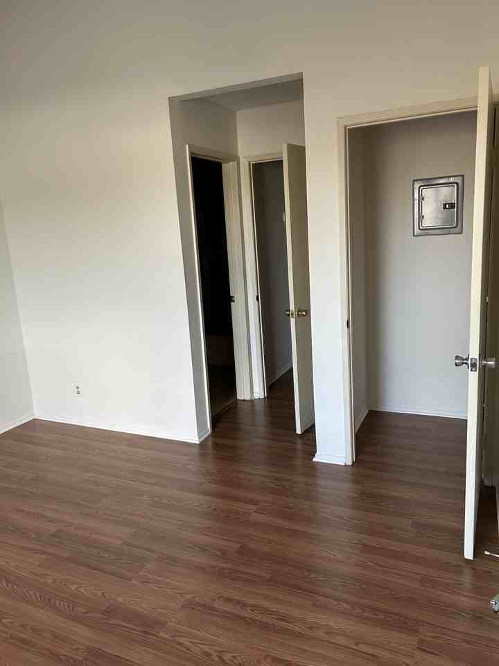 1020 Redondo Avenue - Photo 5 of 6