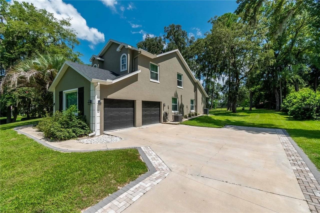 8928 Southwest 8th Street - Photo 3 of 47