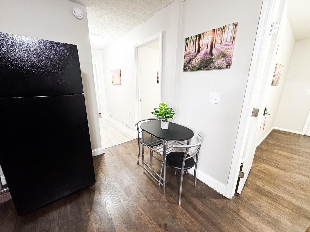 Clanton Terrace - Photo 6 of 11