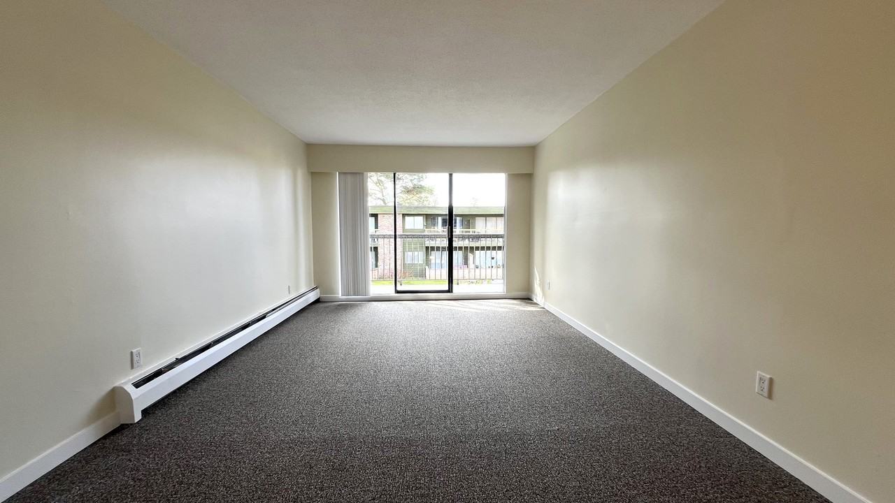 Delta West - Photo 2 of 12