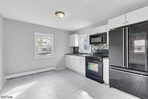 featured image of 233 Pine St