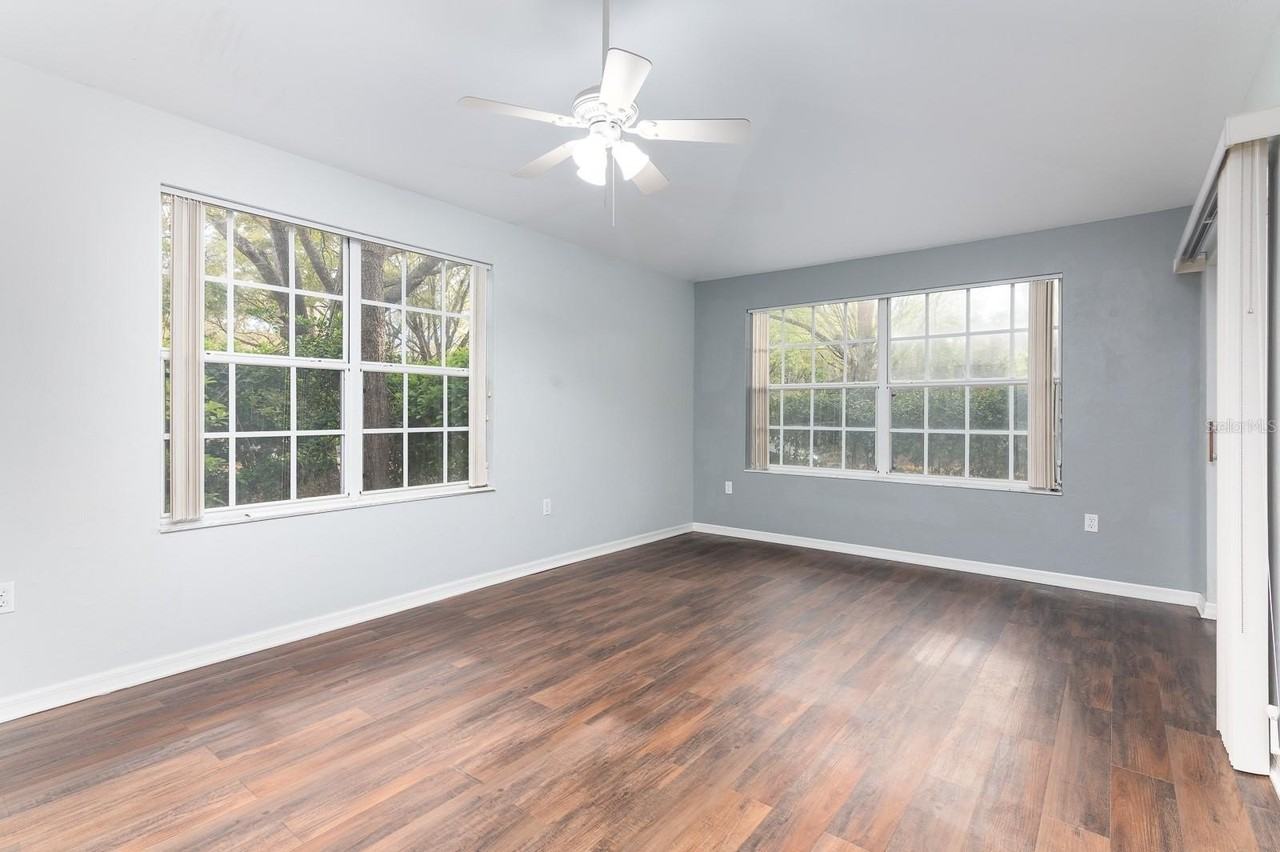 9767 Sw 52nd Rd - Photo 6 of 32