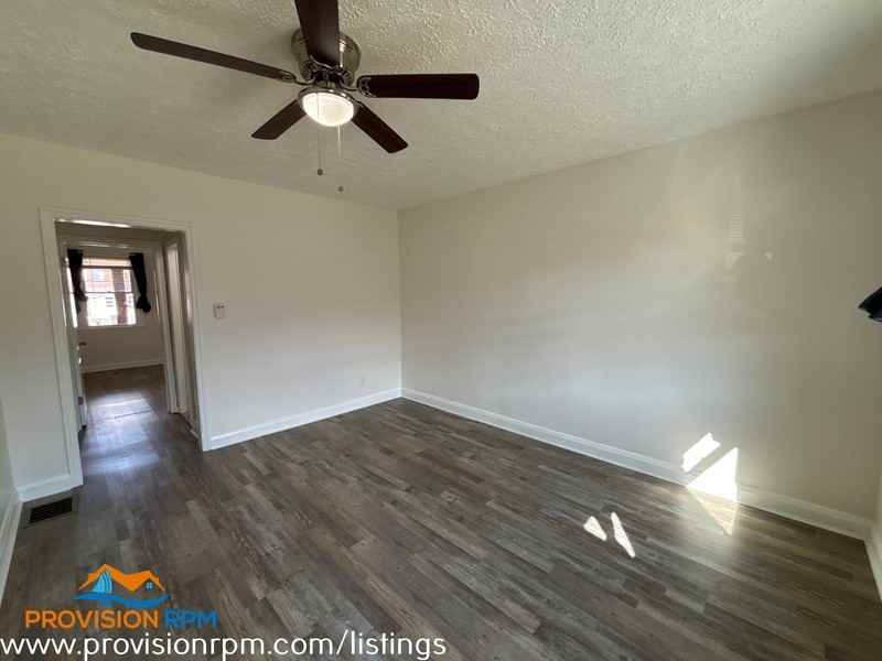 2916 Cornwall Rd #B - Photo 2 of 11
