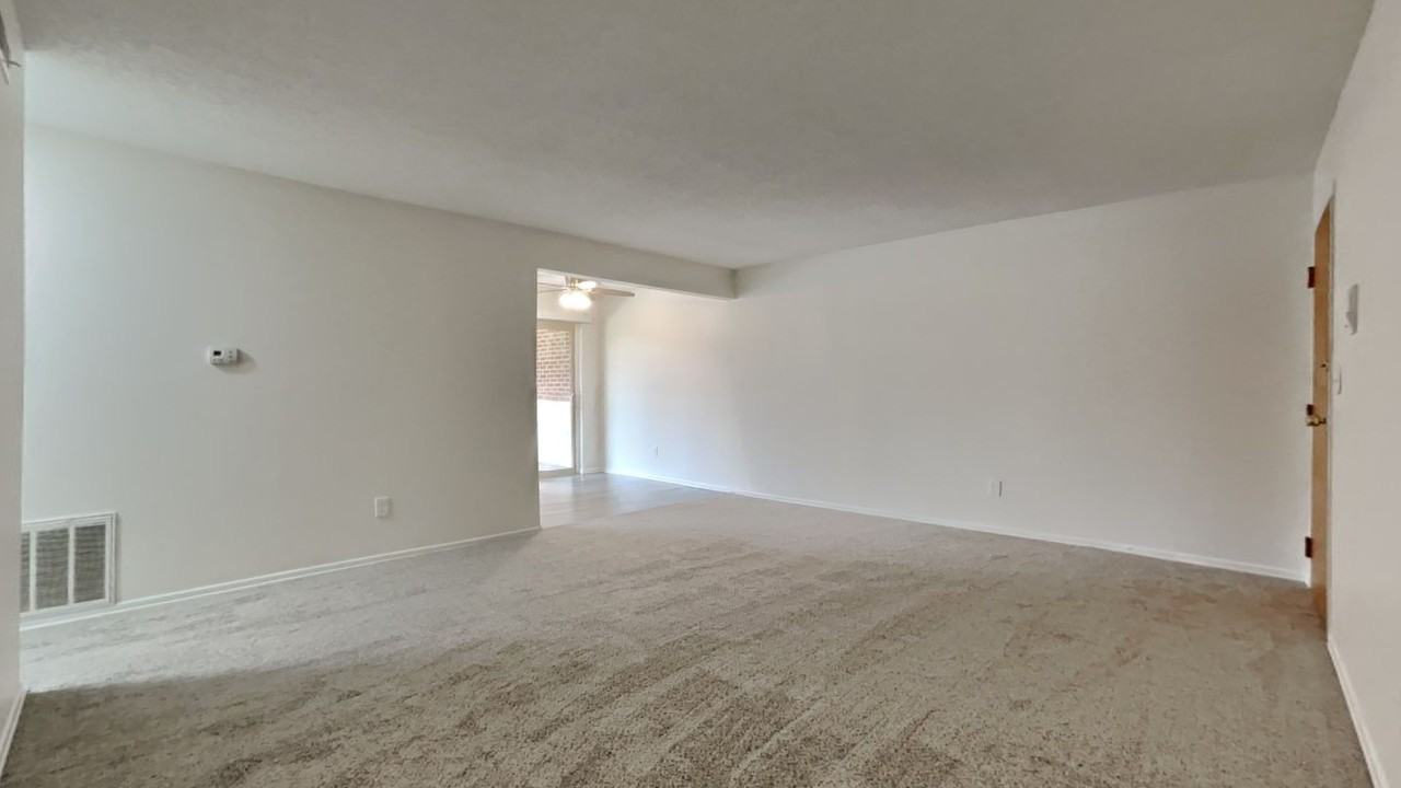 49 Orphanage Rd - Photo 3 of 11