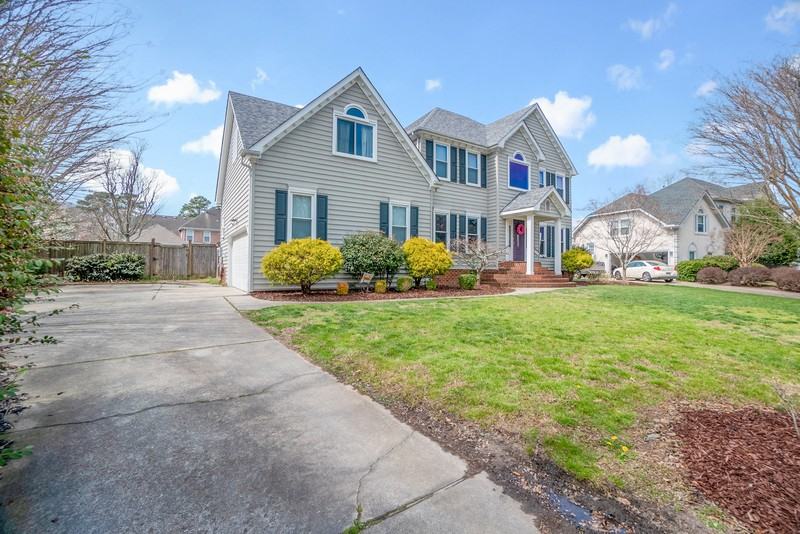 304 Cheshire Forest Dr - Photo 2 of 49