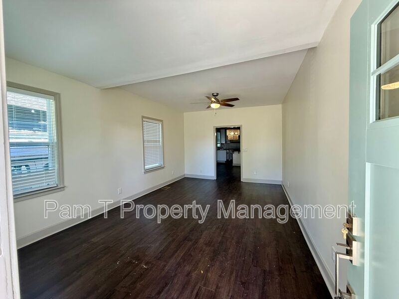 18 W 56th St - Photo 3 of 18