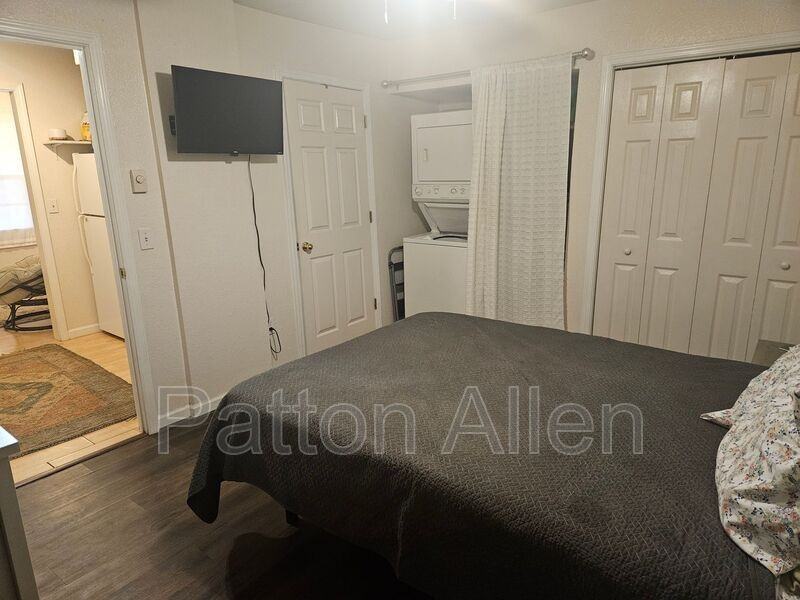 180 Stadium View Dr #Y - Photo 5 of 9