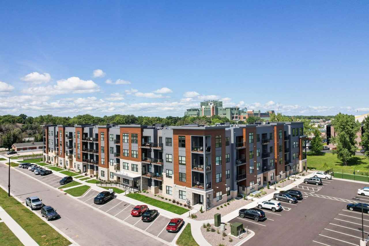 ELEMENT Apartments IV - Photo 4 of 6