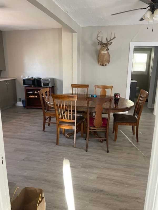 320 E F St - Photo 3 of 12