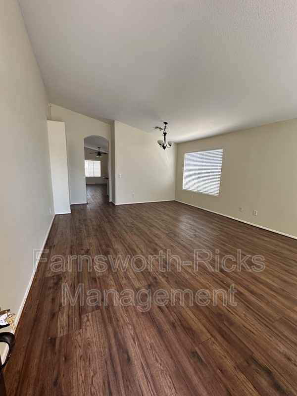 5730 E Holmes Ave - Photo 2 of 6