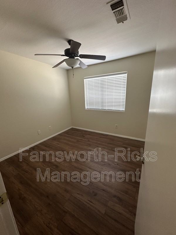 5730 E Holmes Ave - Photo 4 of 6