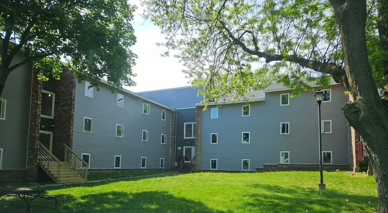 Willowbrook Apartments - Photo 2 of 16