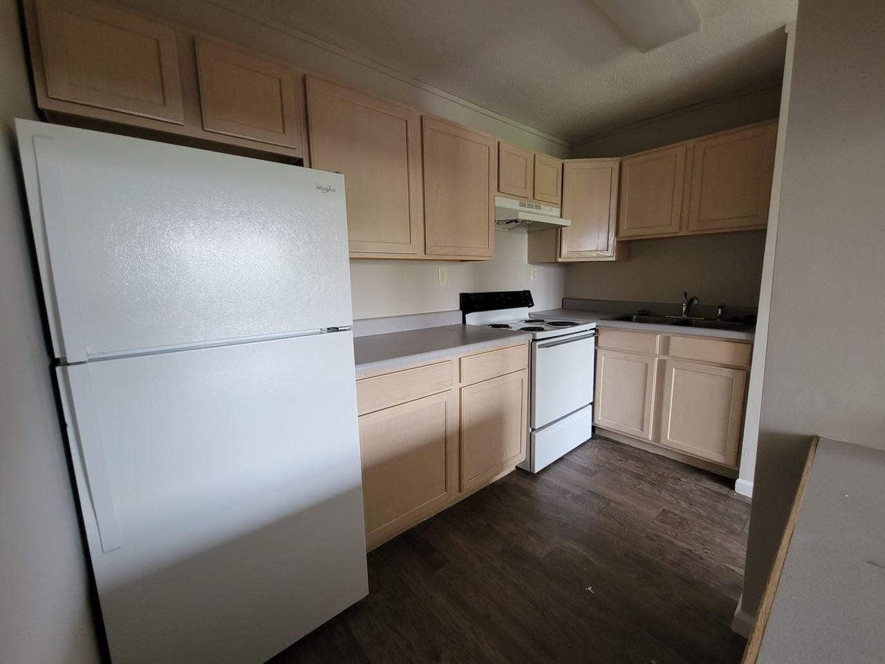 Willowbrook Apartments - Photo 5 of 16