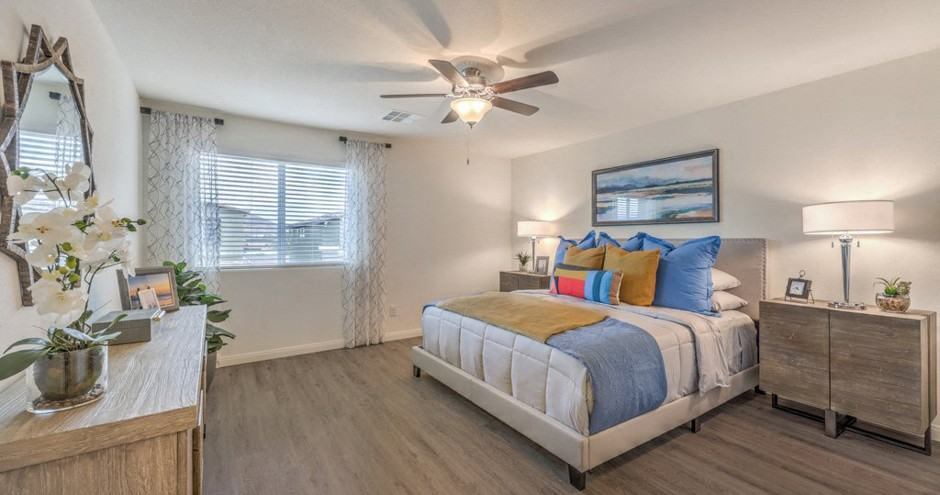 Shadow Bay - Photo 5 of 23