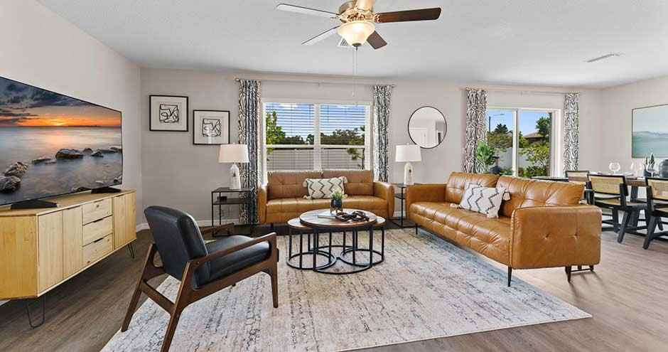 Bayport Place - Photo 5 of 64