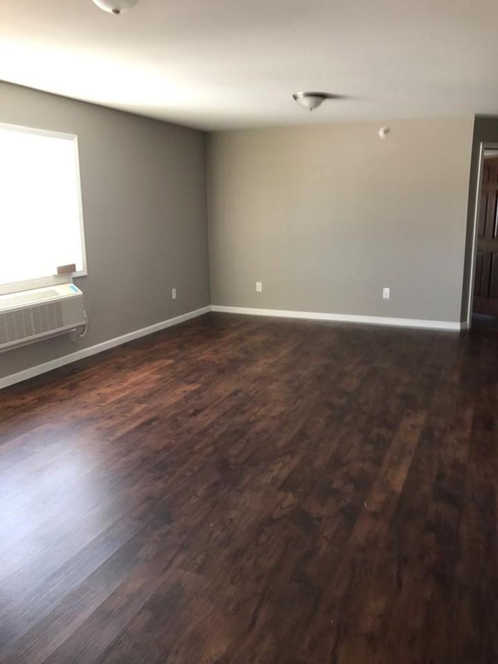 Meadows on 7th Apartments - Photo 5 of 10