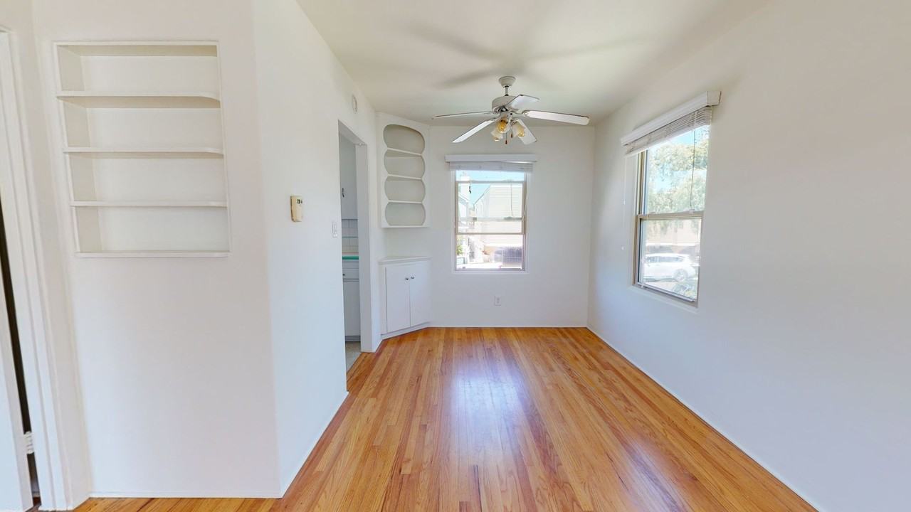 Anchorage - Photo 4 of 9